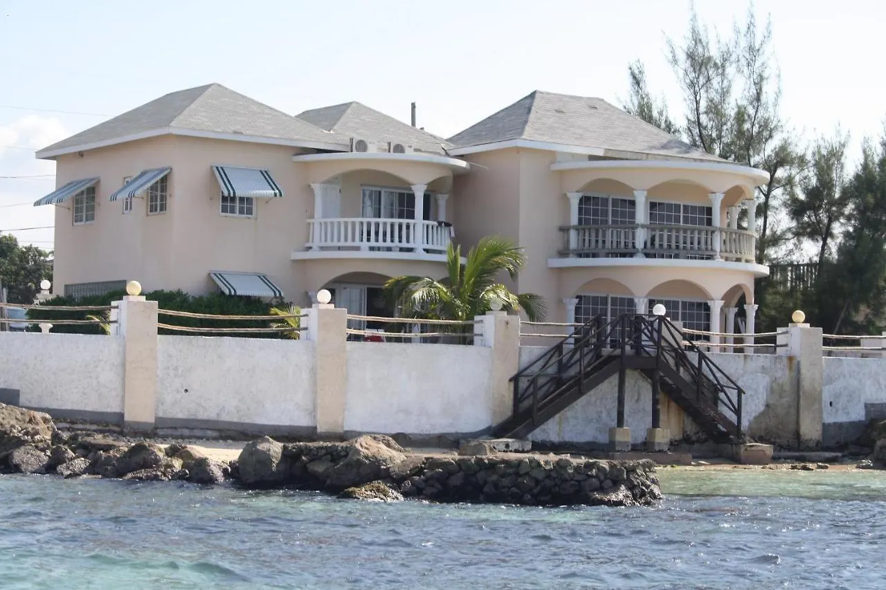 Triplets On The Bay Holiday home Montego Bay Jamaica