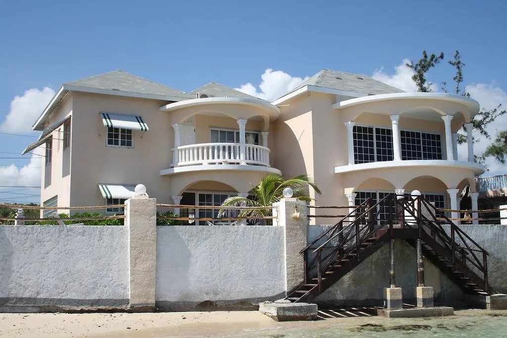Triplets On The Bay Holiday home Montego Bay